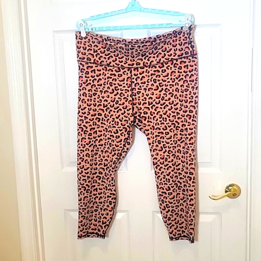Fabletics leopard print leggings size 3X